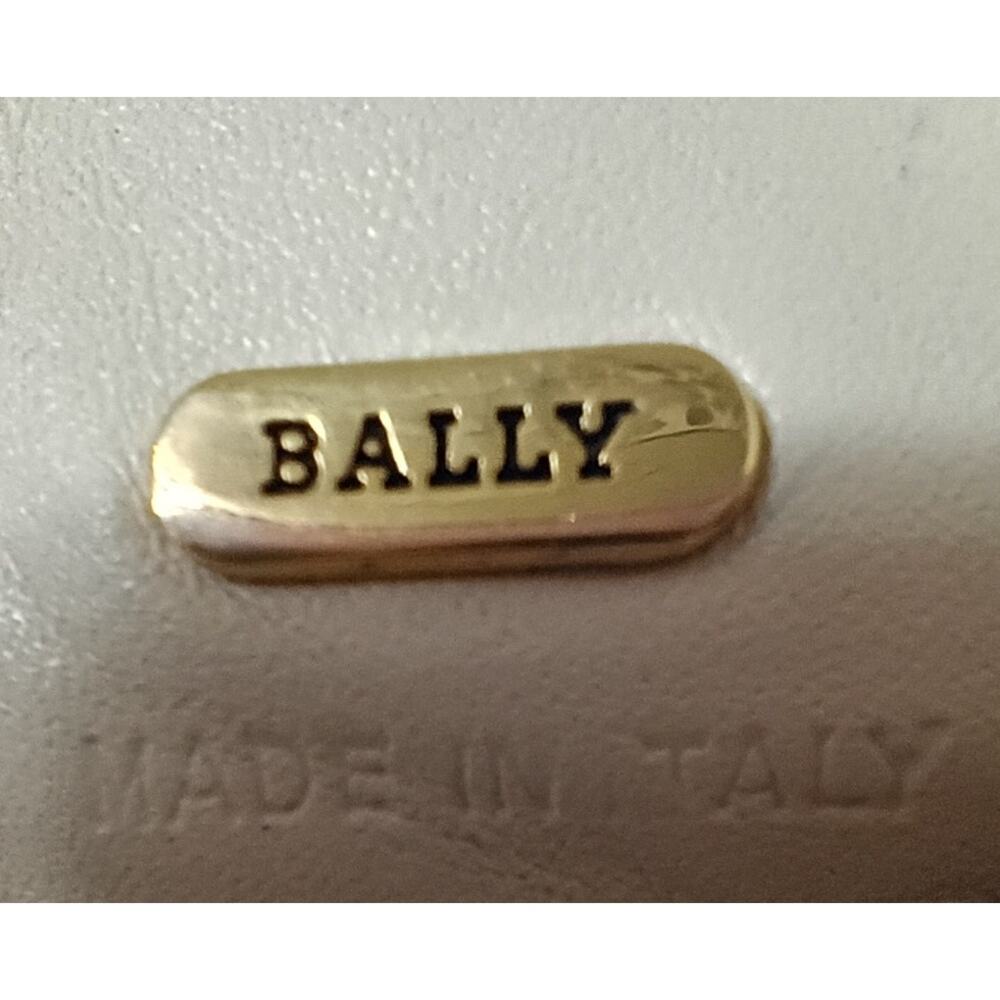 BALLY Vintage Beige/Cream Logo Monogram Leather Wallet w/ Checkbook Holder - EUC - Picture 10 of 10